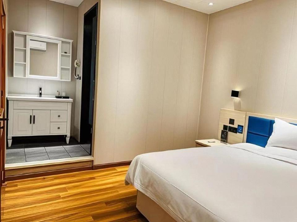 Qiqiaowu Hotel Beijing Daxing Airport Line Caoqiao Subway Station Branch Extérieur photo